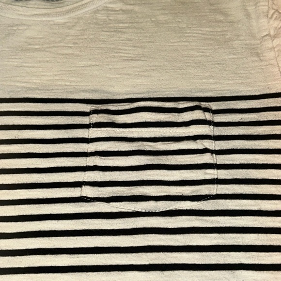Old Navy Shirt Mens Large White Blue Striped Short Sleeve Pocket Tee Casual Top - Picture 3 of 13